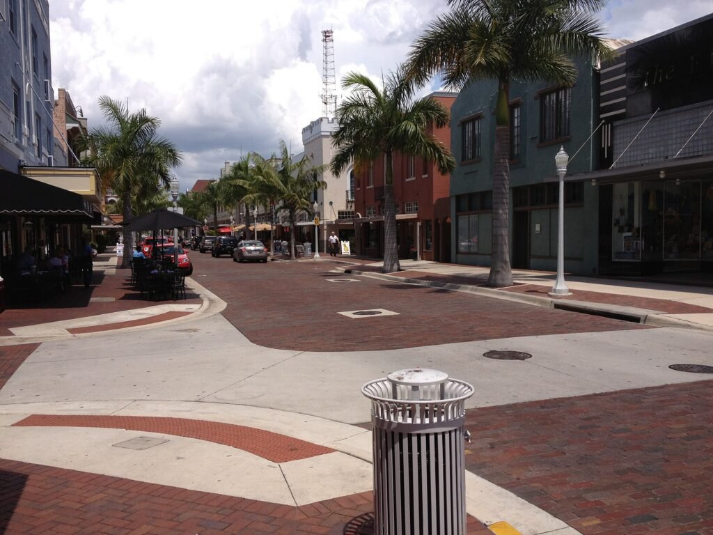 First Street in downtown Fort Myers